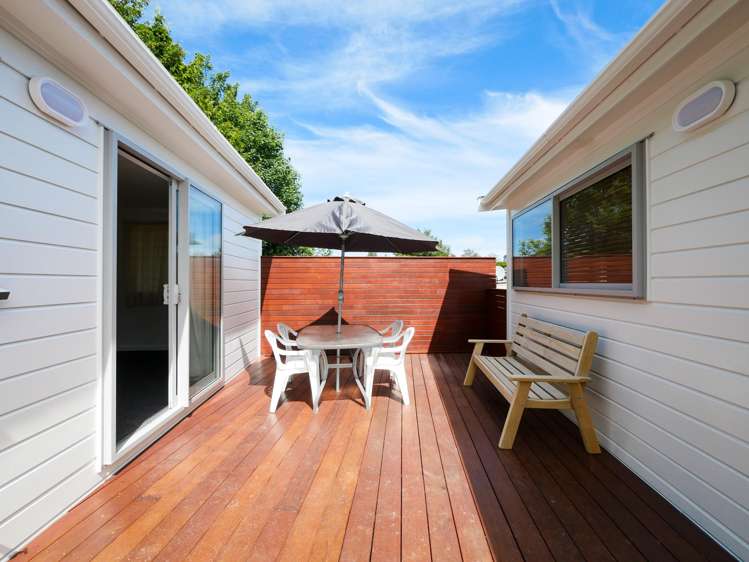 48 Gladstone Road North East Valley_11