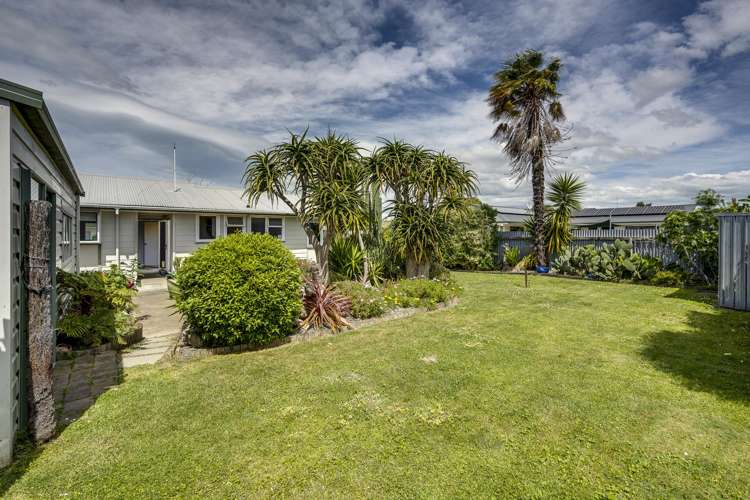 32 Skerrett Crescent Tamatea_13