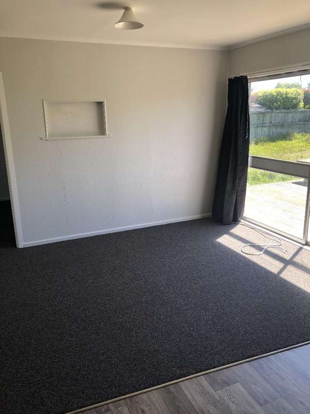 11 Farnworth Avenue 2628_4