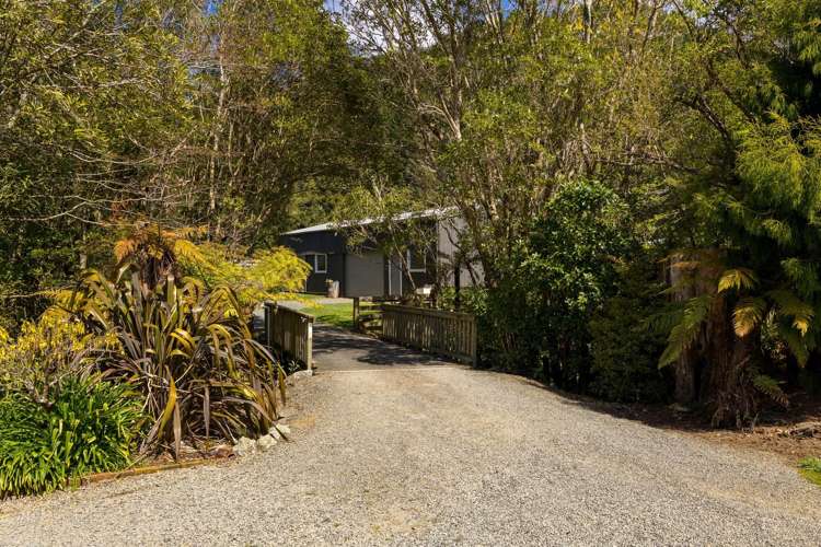 312 Lud Valley Road Hira_25