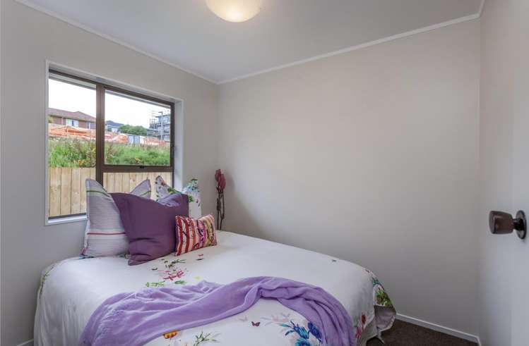3/291A Hillsborough Road 1687_9