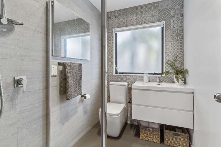 2/93 Ferndale Road Mount Wellington_12