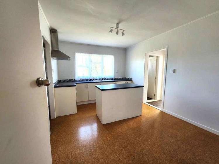 48 Raihara Street_2