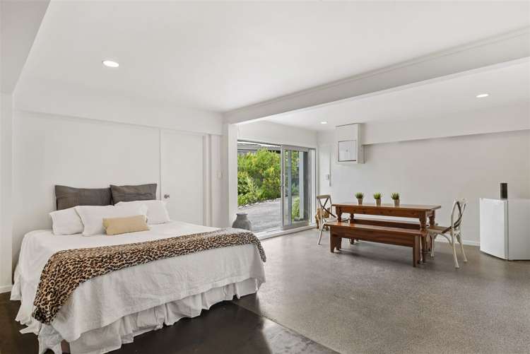 9 Garmons Way Castor Bay_13