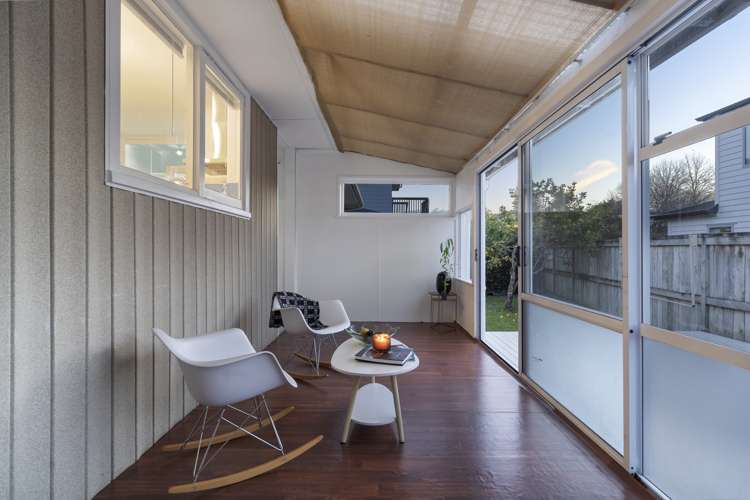 62 Buscomb Avenue Henderson_10