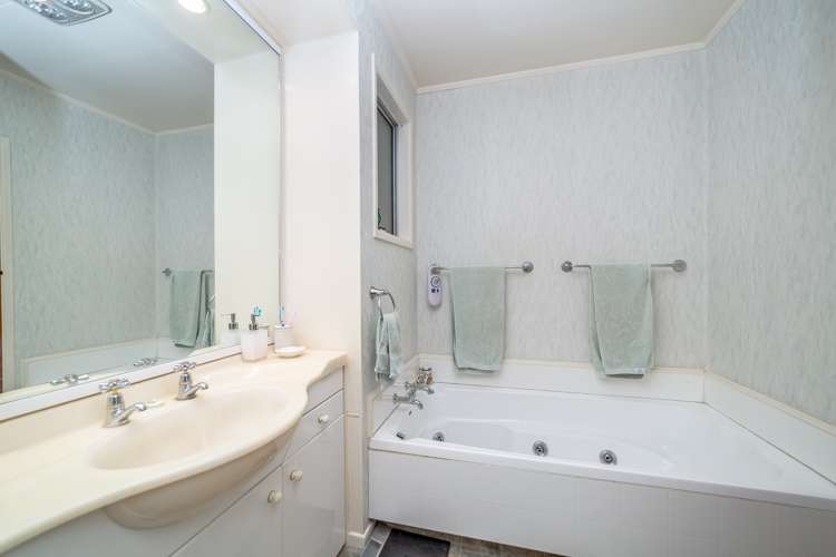 37 Fergusson Street Solway_10