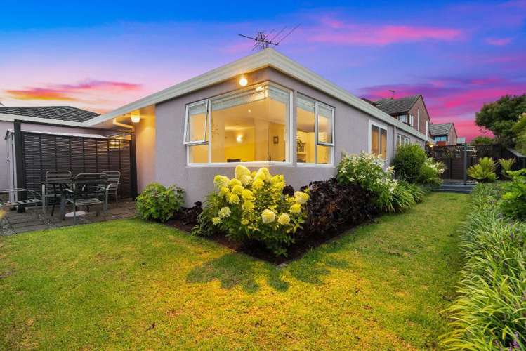 12A Bannings Way Hobsonville_16
