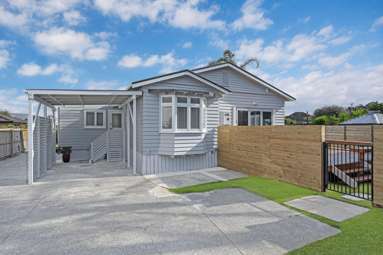 1/9 Kenderdine Road_2