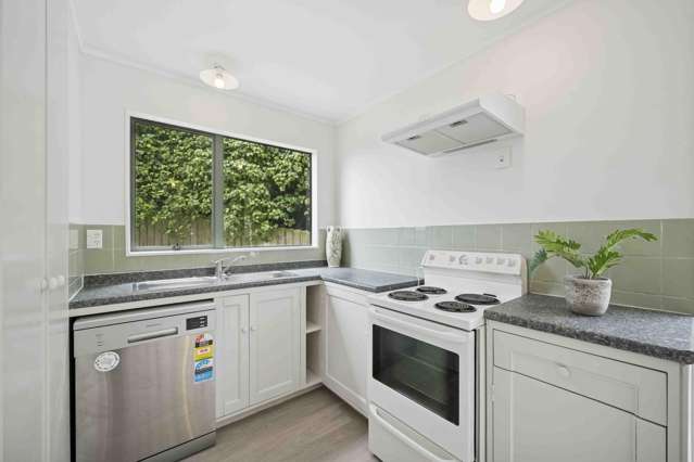 50 Cardiff Crescent Cannons Creek_1