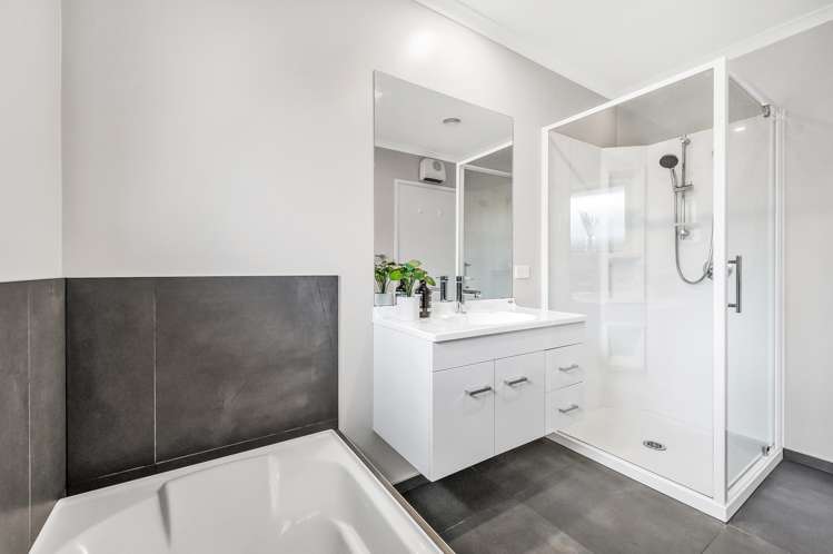 66 Hungerford Drive Rolleston_17