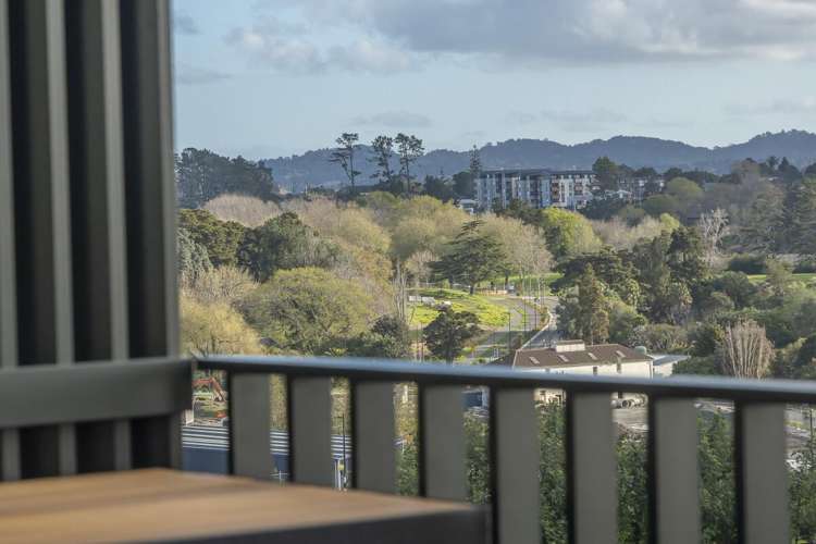 2a Te Ara Taurapa, Pt Chevalier, Auckland 1022 Point Chevalier_7