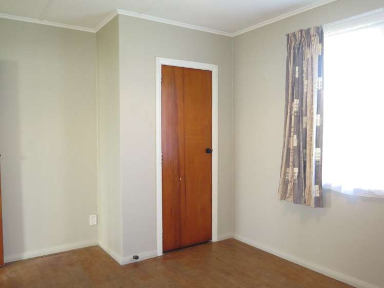 3 Tweedy Street Marchwiel_10