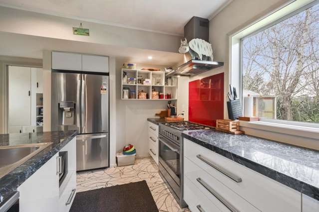 1689b Cust Road Cust_4