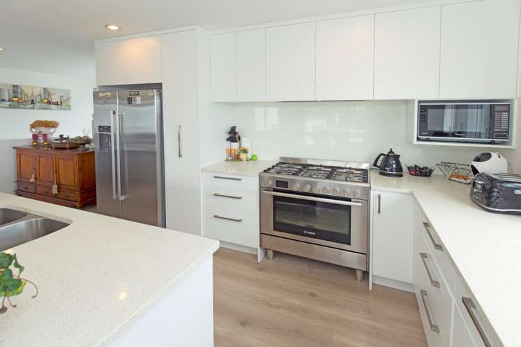 255 Alec Craig Way Gulf Harbour_7