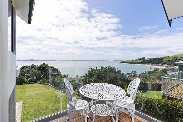 6 Sea View Terrace Maraetai_24
