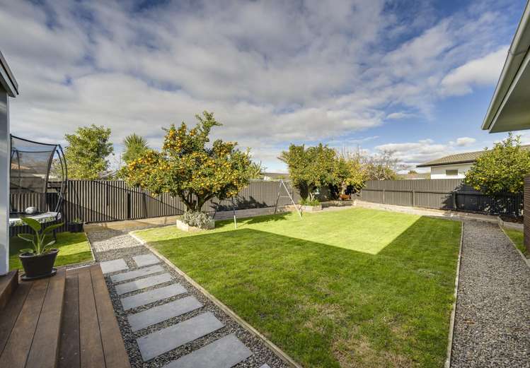 16 Surrey Street Taradale_22