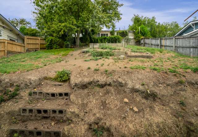 29 Emano Street Toi Toi_3