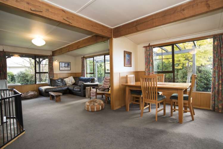 15 Edinburgh Crescent Redwoodtown_5