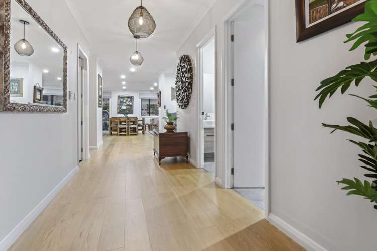 10 Tawatawa Street Long Bay_11
