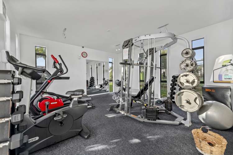 6/2 Armoy Drive East Tamaki_26