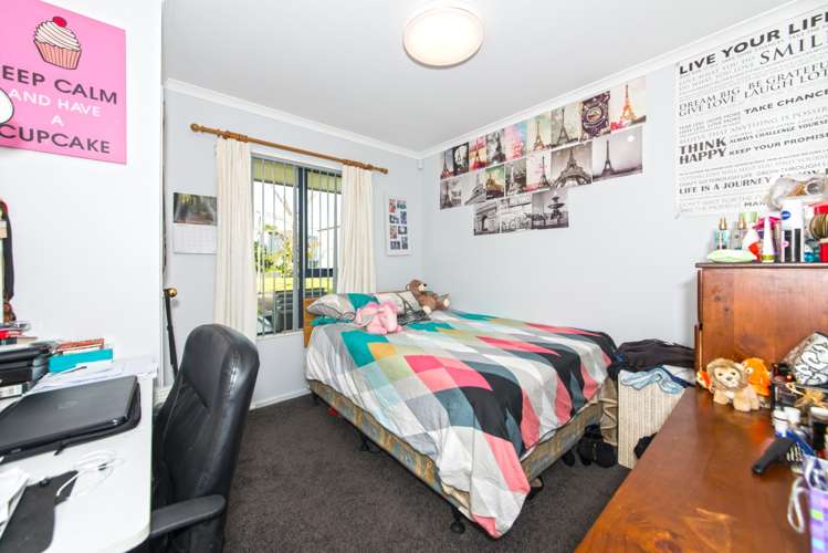 4 Walter Little Way Flat Bush_15