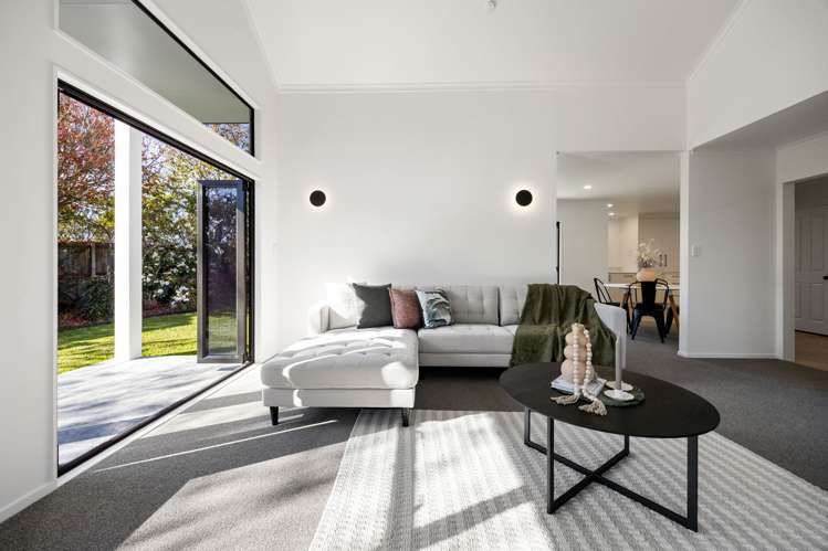 46 Heritage Avenue_5