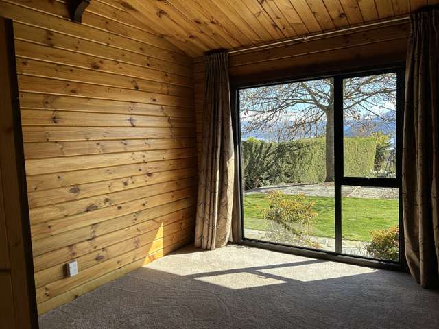 21 Kennedy Crescent Wanaka_4