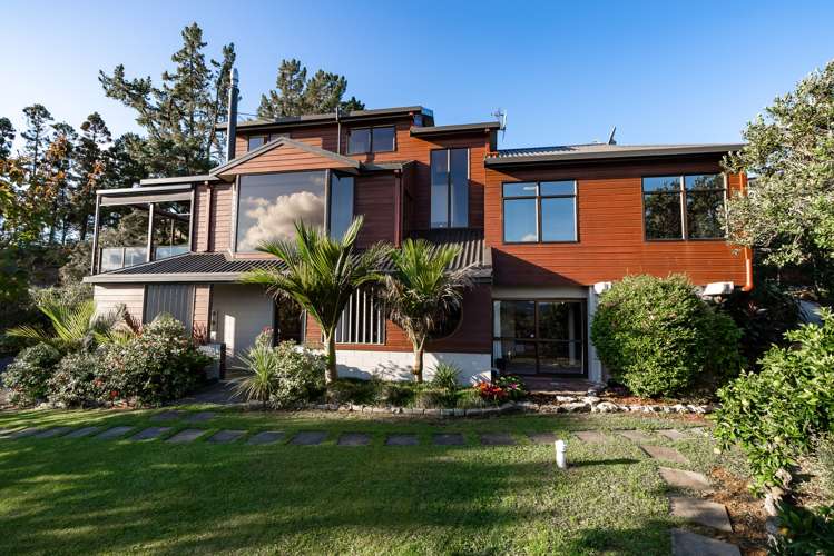 118 Memorial Drive Parahaki_27