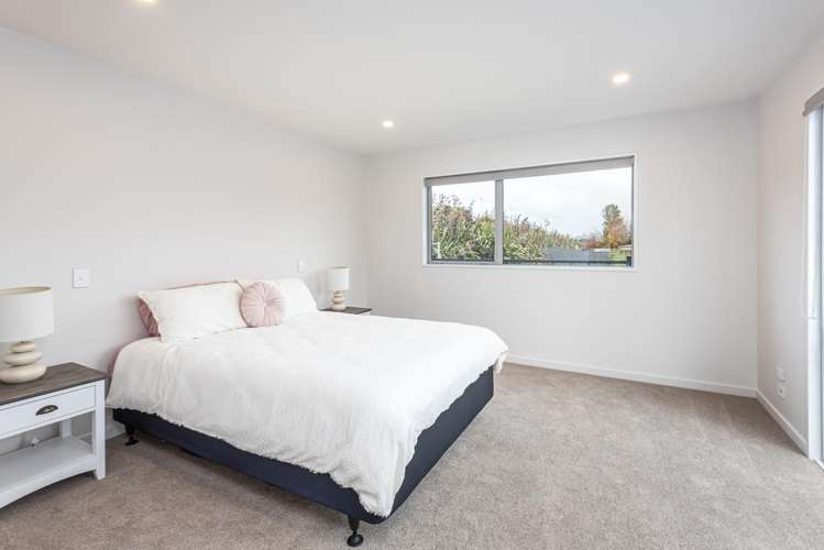 29 Kakapo Lane Redwood_14