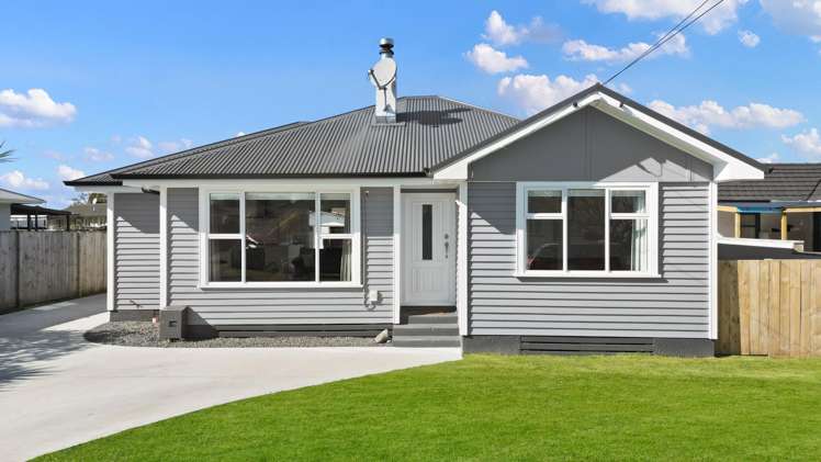 57 Masefield Drive Enderley_1