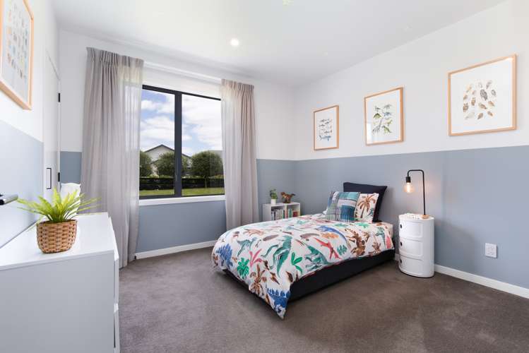 47 Baxter Michael Crescent Cambridge_12