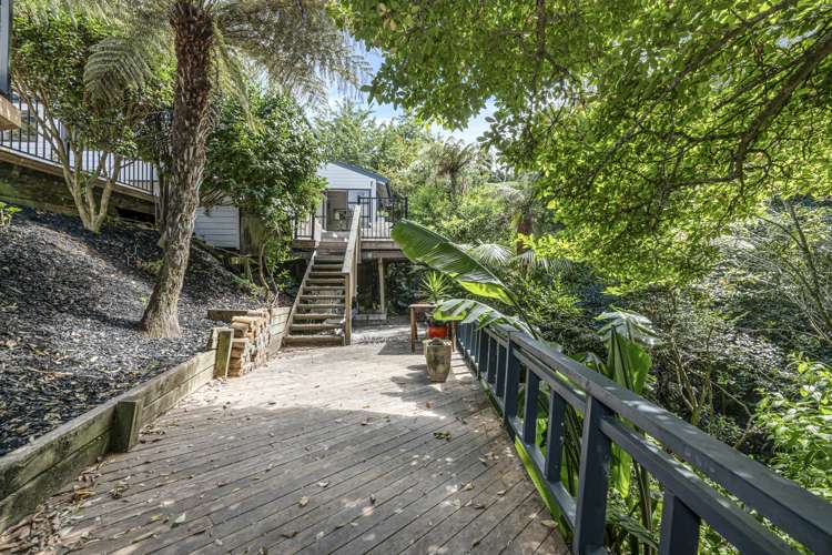 58a Uxbridge Road Mellons Bay_33