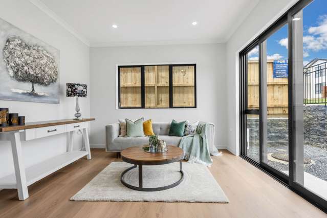 63 Koromeke Street Flat Bush_3