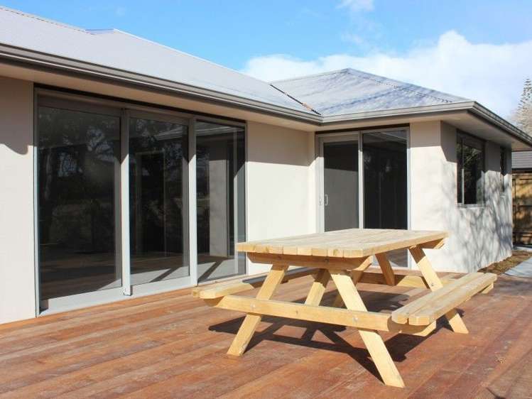 6 Mokihi Way Inglewood_14