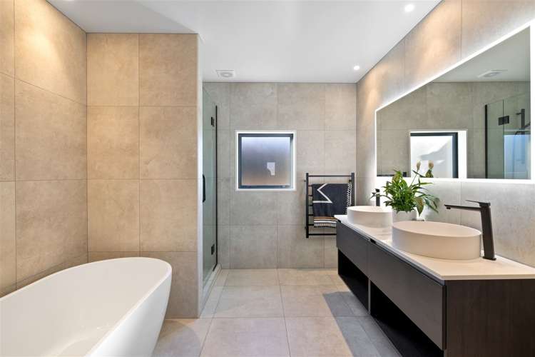 5 Betty Roberts Lane Cracroft_15