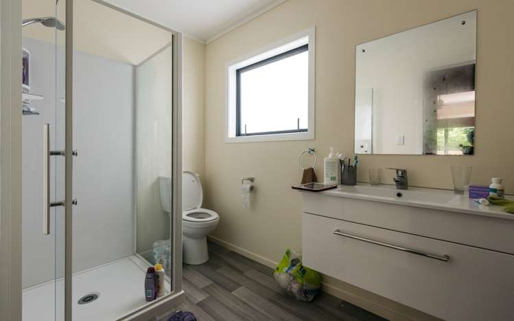 29c Calais Terrace Ostend_10