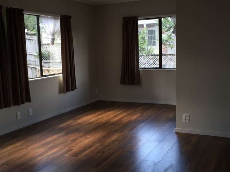 2/83 Kaurilands Road Titirangi_1