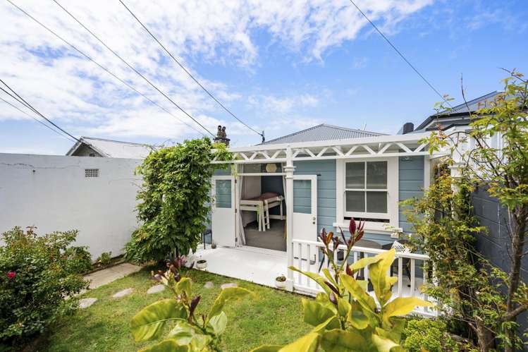 19 Sugarloaf Road Brooklyn_8