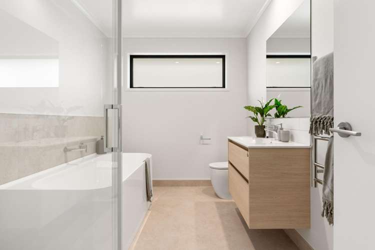 21 Cowell Crescent Pyes Pa_11