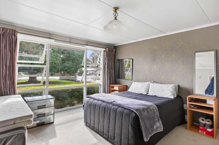 60 Main Road Makaraka_14