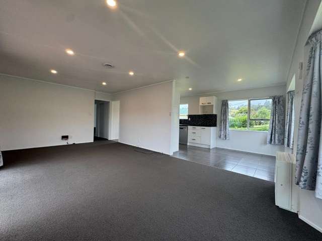 1 Belton Place Hikurangi_4