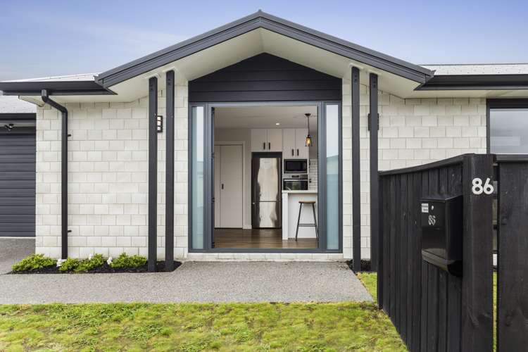 86 Franks Way Papamoa_2