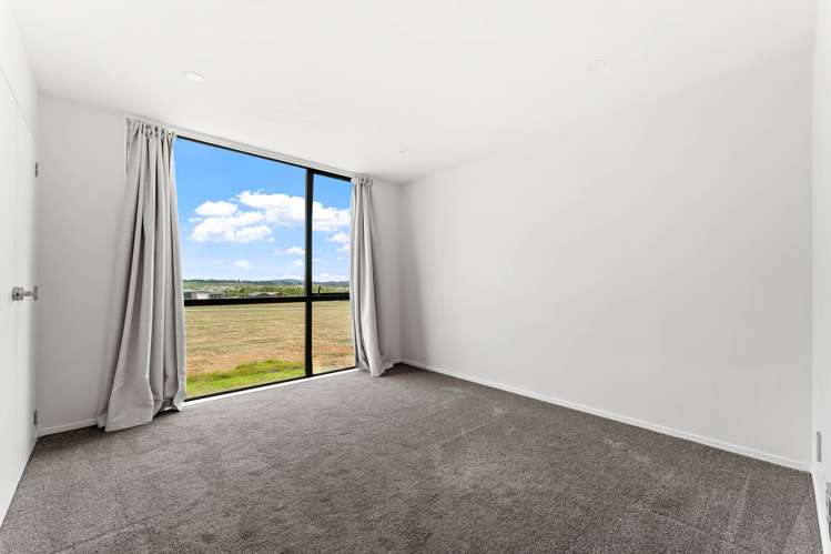 10 Toia Lane Silverdale_17