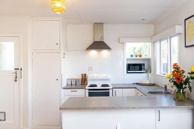 2a Hinton Road Taradale_6