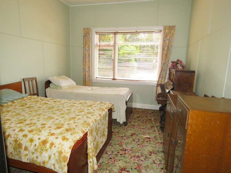 21 Grey Road Reefton_5