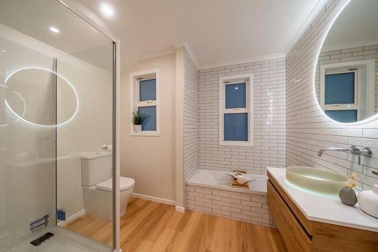 70a Heretaunga Square Silverstream_14