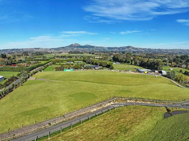 Elevated Bare Land for a Modern Lifestyle