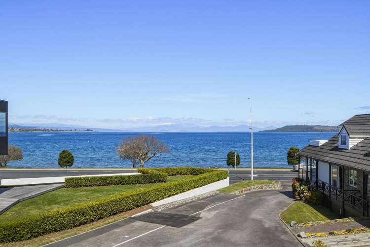 7/116 Lake Terrace Taupo_2