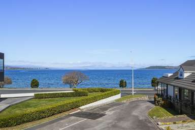 7/116 Lake Terrace_2