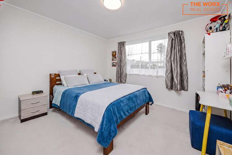 2/17 Roberts Road Te Atatu South_6